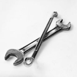 quincaillerie articles de bricolages a remettre en suisse romande