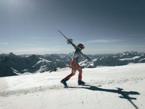 commerce de vente location de skis et articles de sport d'hiver à remettre en suisse Romande 
